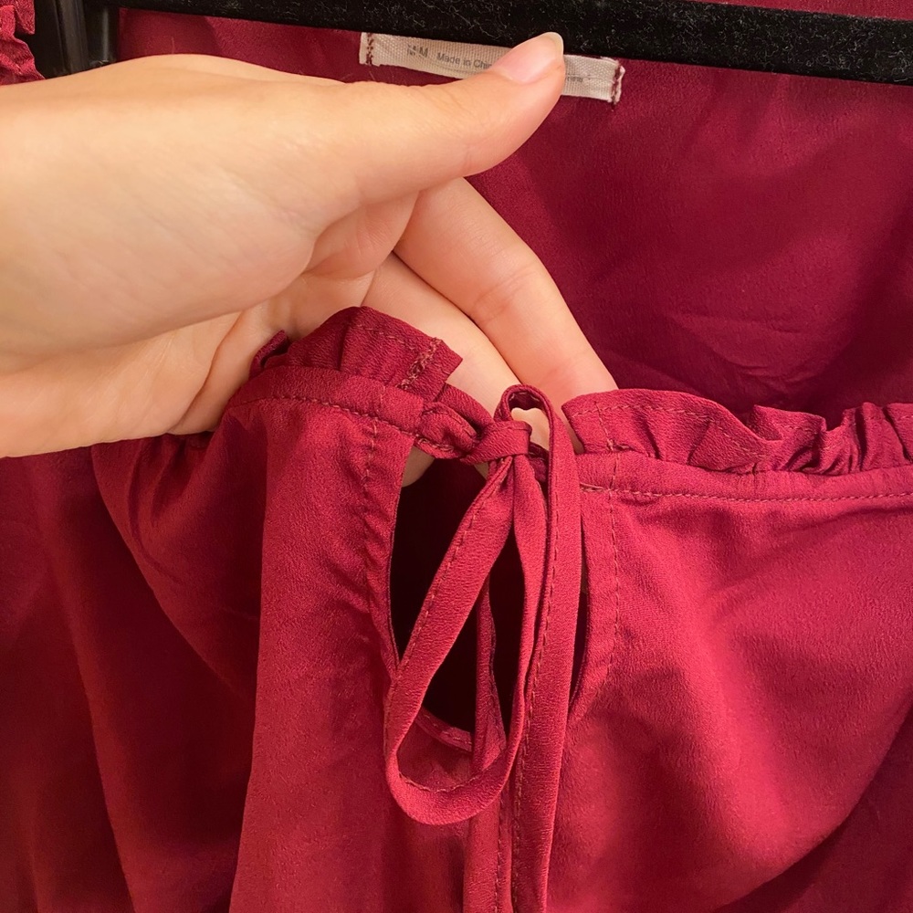 Urban Outfitters Riley Ruffle Tie-Front Blouse - Picture 4 of 5